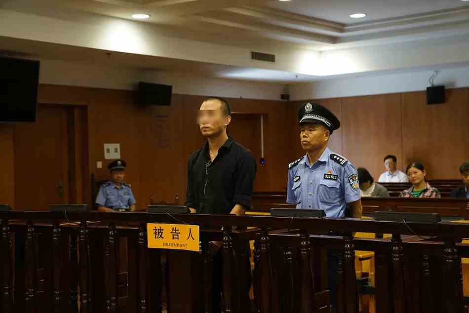 庭审现场。? ?上海市金山区人民法院 供图